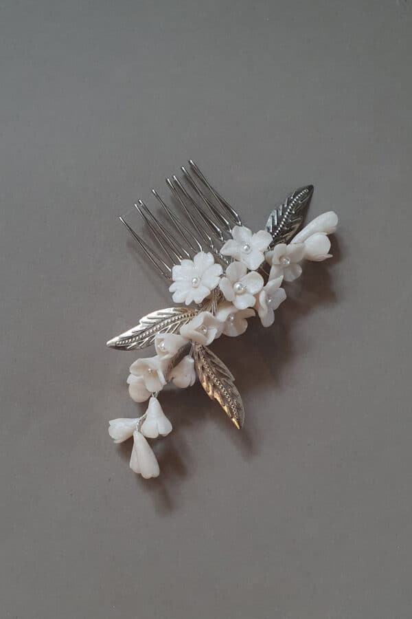 Pieptene pentru mireasa delicat