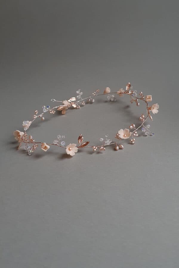 accesorii păr mireasa, bentita delicata mireasa, accesoriu romantic, accesoriu par nunta, cordeluta pentru mireasa