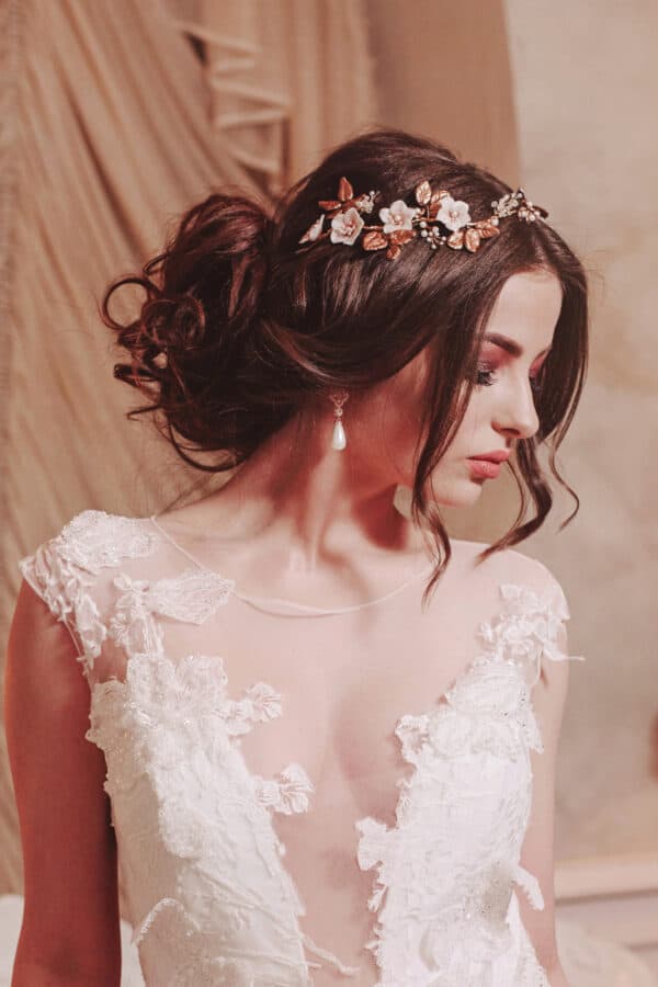accesorii păr mireasă, diademă pentru mirease, cordeluta cu flori pentru mireasa, accesoriu romantic, accesorii par coc