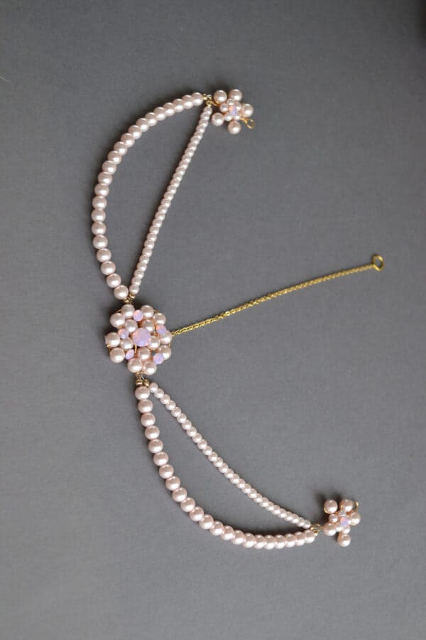 accesoriu retro cu perle