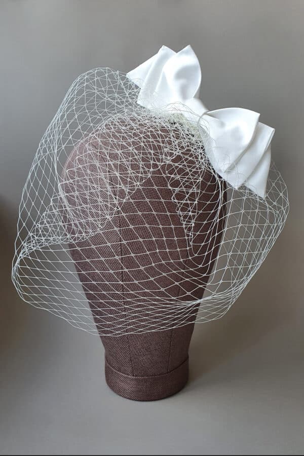 voaleta cu funda, pentru mireasa