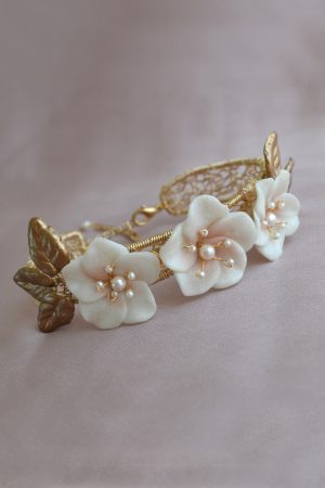 Brățară statement flori